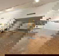 Noosa Regional Gallery - Holiday Great Ocean Road
