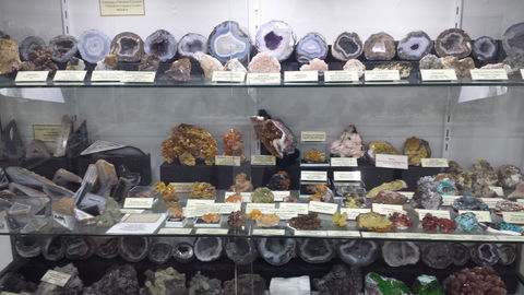The Ted Elliott Mineral Collection - Holiday Great Ocean Road 2