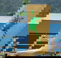 Tully Golden Gumboot