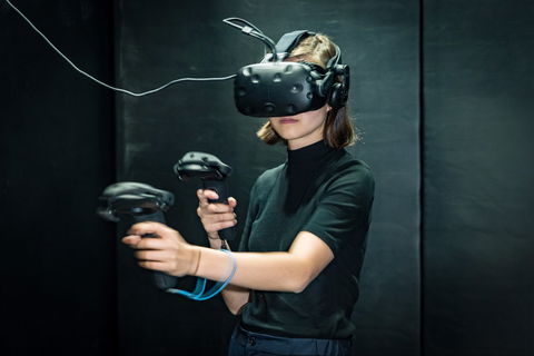 VR Plus  - Melbourne's Ultimate Virtual Reality Experience - Holiday Great Ocean Road 0