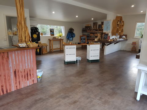 Bruny Island Honey Company - Holiday Great Ocean Road 1