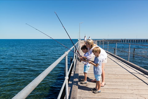Moonta Bay Jetty - Holiday Great Ocean Road 1