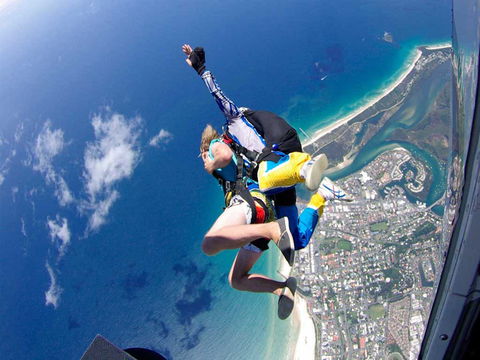 Gold Coast Skydive - Holiday Great Ocean Road 2