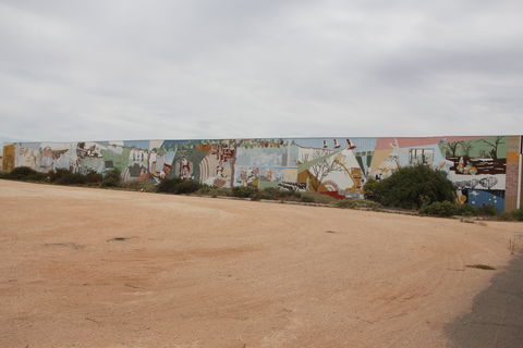 Berri Community Mural - Holiday Great Ocean Road 0