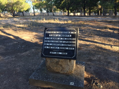 Moonta Cemetery Walks - Holiday Great Ocean Road 1