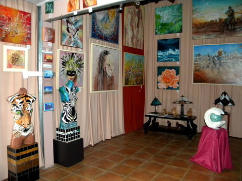 Alpha31 Art Gallery And Sculpture Garden - Holiday Great Ocean Road 2