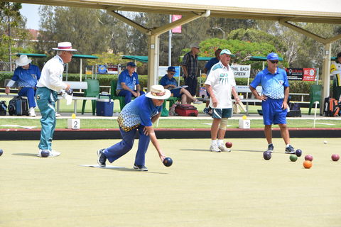 Cleveland Sharks Bowls Club - Holiday Great Ocean Road 0