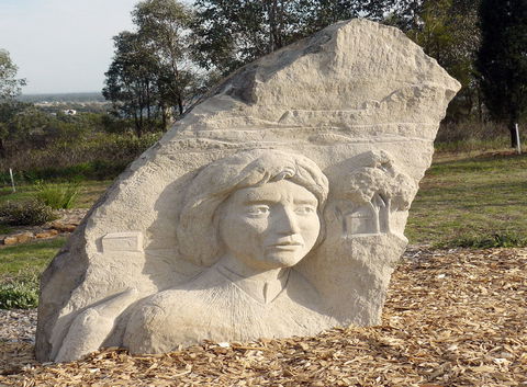 Heritage Sculptures At Pensioners Hill Lookout - Holiday Great Ocean Road 0