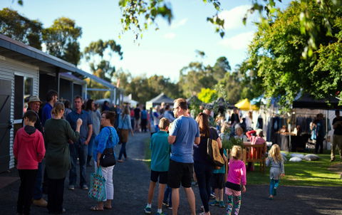 Meeniyan Square - Holiday Great Ocean Road 2