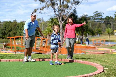 Port Macquarie Driving Range And Mini Golf - Holiday Great Ocean Road 0