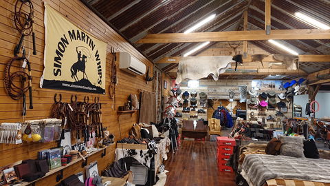 Simon Martin Whips & Leathercraft - Holiday Great Ocean Road 1