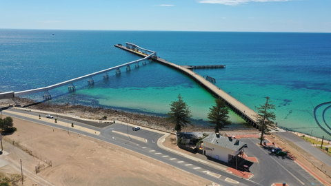 Wallaroo Jetty - Holiday Great Ocean Road 0