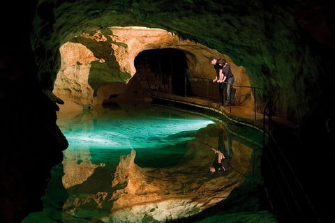Jenolan Caves: Extended Temple Of Baal Cave Tour - Holiday Great Ocean Road 1