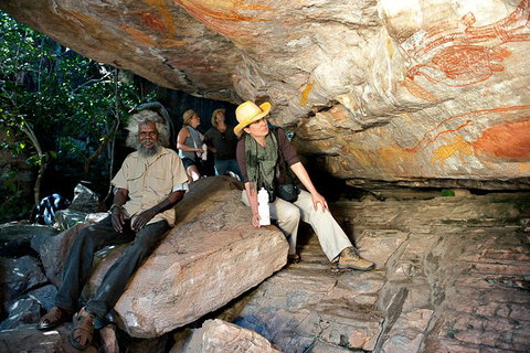 Arnhem Land Injalak Hill Full-Day Tour From Jabiru - Holiday Great Ocean Road 3
