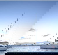 Gold Coast Sailing Cruise with sparkling wine  nibbles platter - Holiday Great Ocean Road