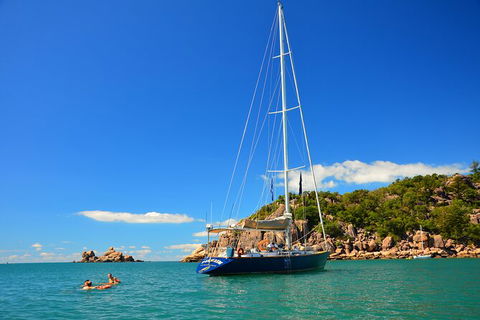 Helicopter And Magnetic Island Sailing - Holiday Great Ocean Road 1