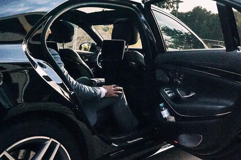 Arrival Private Transfers: Adelaide Airport ADL To Adelaide In Business Car - Holiday Great Ocean Road 4