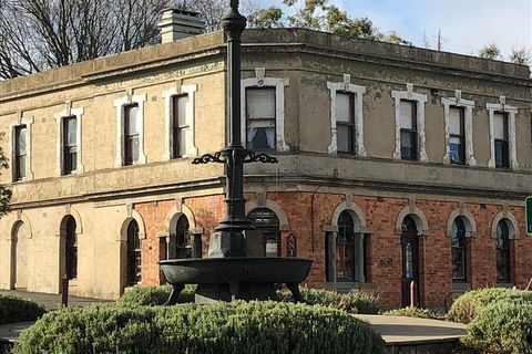 Alices Journeys Guided Walking Tours Of Daylesford - Holiday Great Ocean Road 0