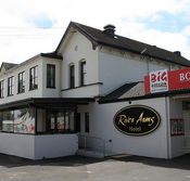 River Arms Hotel