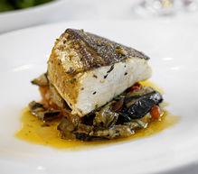 The Union Hotel - Uncorked Restaurant - Holiday Great Ocean Road 1