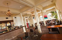 Melbourne Hotel Perth - Holiday Great Ocean Road 1