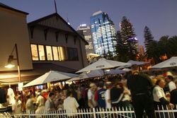 The Lucky Shag Waterfront Bar - Holiday Great Ocean Road 2