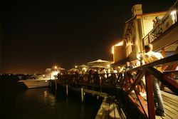 The Lucky Shag Waterfront Bar - Holiday Great Ocean Road 3