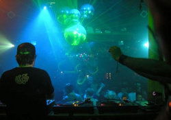 Bubble Nightclub - Holiday Great Ocean Road 3