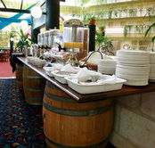 Alexanders Restaurant - Lord Forrest Hotel - Holiday Great Ocean Road