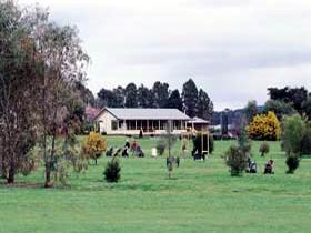 Oakbank Golf Club - Holiday Great Ocean Road 2