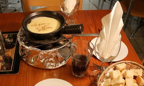 CJ's French Fondue Restaurant - Holiday Great Ocean Road 2