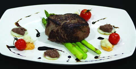 Lilys Restaurant Bar & Function Centre - Holiday Great Ocean Road 4
