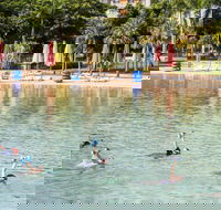 Aqua fitness in the Wave Lagoon - Holiday Great Ocean Road