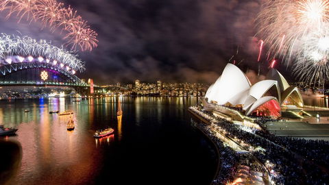 Sydney Harbour New Year’s Eve Fireworks Dinner Cruises - Holiday Great Ocean Road 2