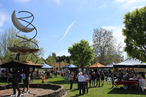 Walcha Farmers' Market - Holiday Great Ocean Road 1