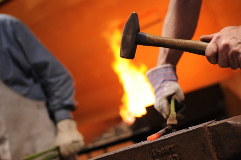Blacksmithing Advanced Workshop - Holiday Great Ocean Road 0