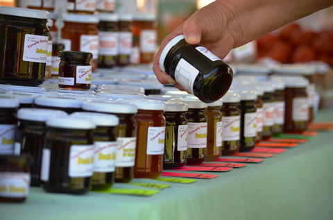 QCWA Sunday Markets - Holiday Great Ocean Road 0