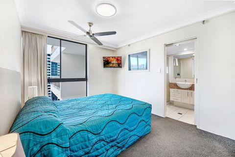 ULTIQA Beach Haven At Broadbeach - Holiday Great Ocean Road 6