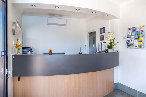 Ascot Lodge Motor Inn Kingaroy - Holiday Great Ocean Road 0