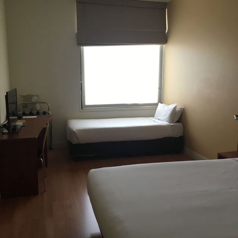 Ramada Encore Dandenong - Holiday Great Ocean Road 4