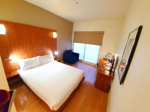 Ramada Encore Dandenong - Holiday Great Ocean Road 5