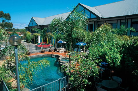 Ibis Styles Adelaide Manor - Holiday Great Ocean Road 1