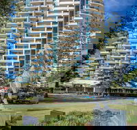Mantra Broadbeach on the Park - Holiday Great Ocean Road