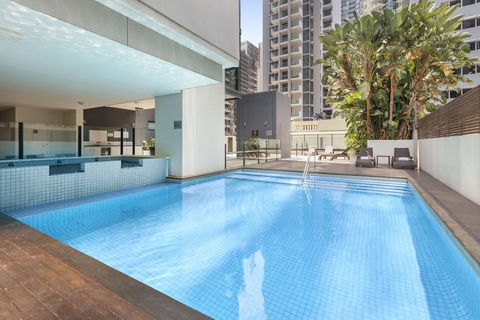 Oaks Brisbane On Charlotte Suites - Holiday Great Ocean Road 5