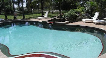 Charbonnier Motor Inn - Holiday Great Ocean Road 0