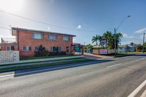 Galaxy Mackay Motor Inn - Holiday Great Ocean Road 2