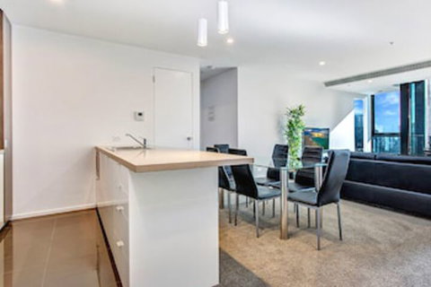 MJ Shortstay Southbank Grande Apartments - Holiday Great Ocean Road 4