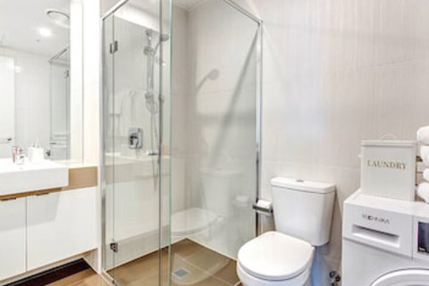 MJ Shortstay Southbank Grande Apartments - Holiday Great Ocean Road 2