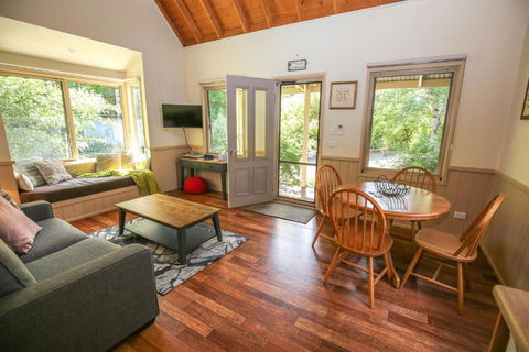 Alpine Arnica Cottage 2 - Holiday Great Ocean Road 4