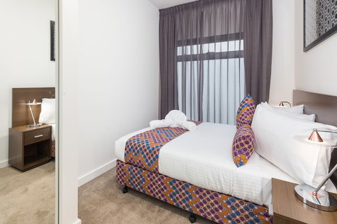 City Edge Dandenong Apartment Hotel - Holiday Great Ocean Road 1